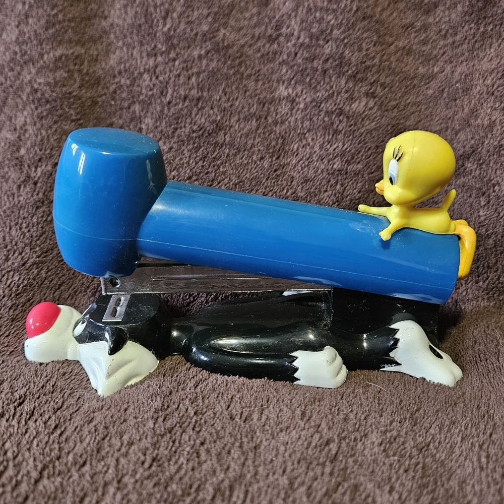 Looney Tunes Sylvester and Tweety Vintage Stapler - Used